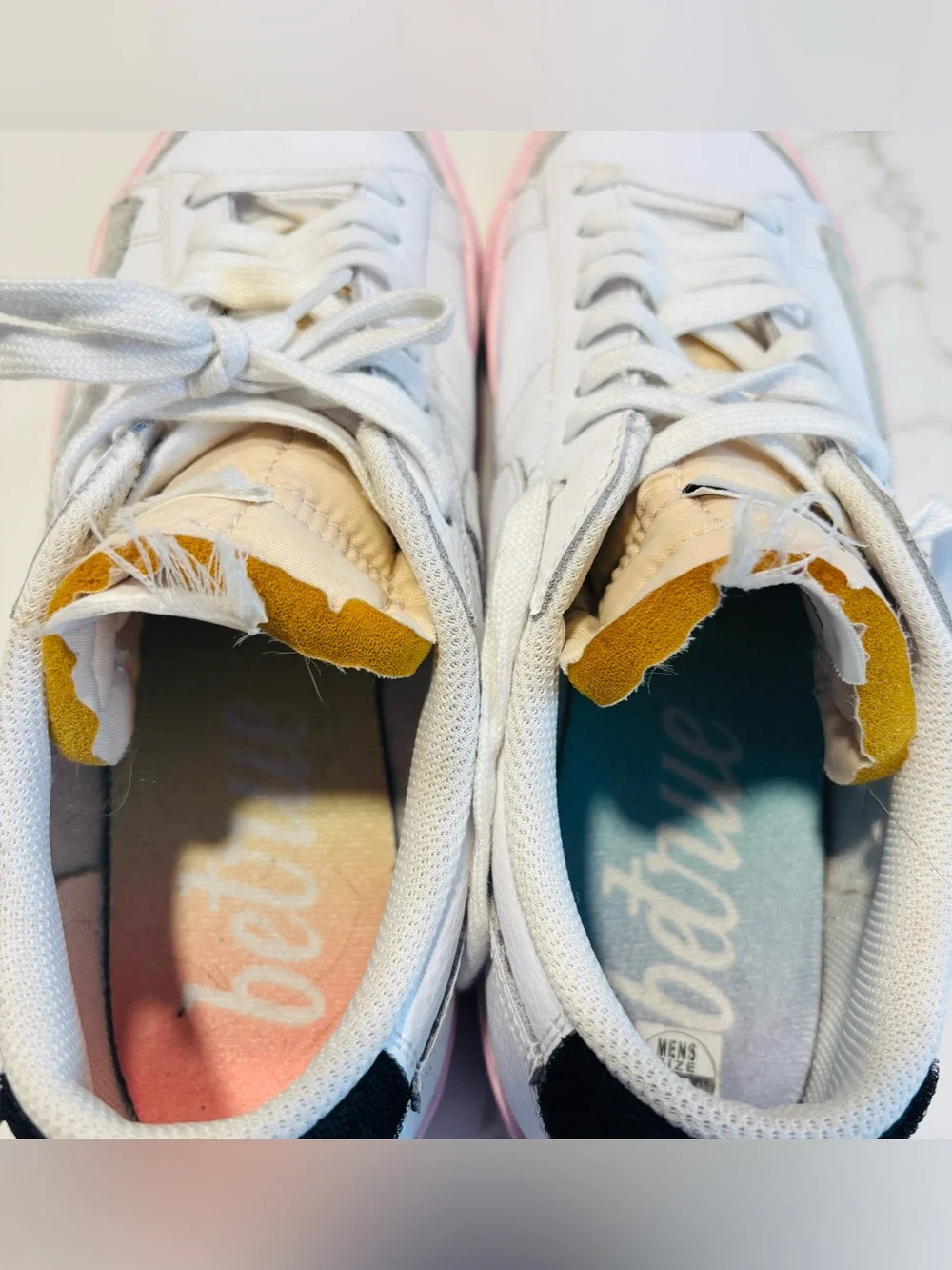Nike classic low